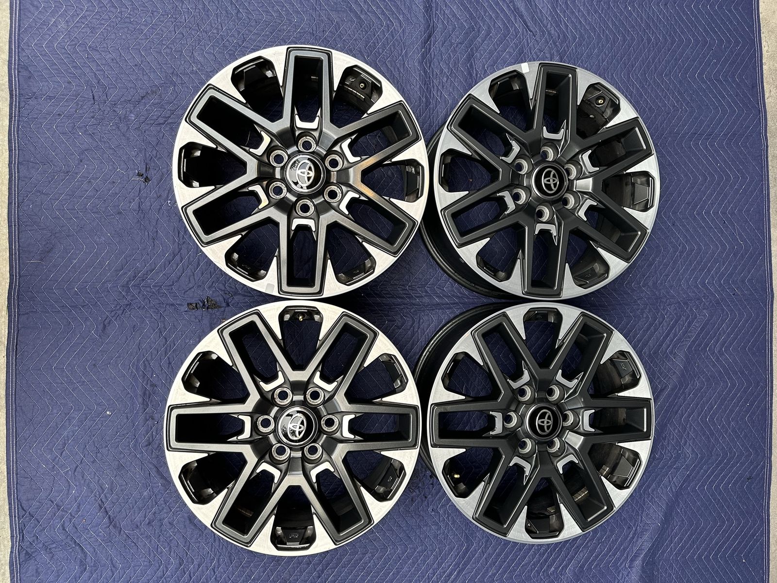 Main image 2