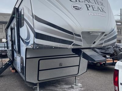 Used 2015 Outdoors RV Glacier Peak Platinum Fifth Wheel