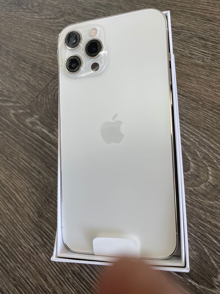 Iphone 12 Pro Max - 512GB - Unlocked