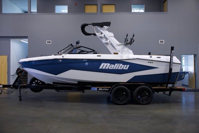 2026 Malibu 22 LSV Boats