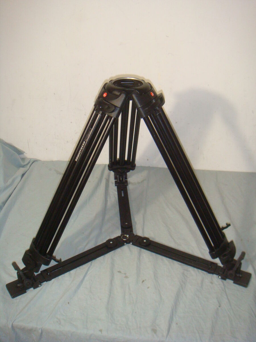 MANFROTTO 545GB PROFESSIONAL 2-STAGE LIGHTWEIGHT ALUMINUM VIDEO TRIPOD WITH SPREADER