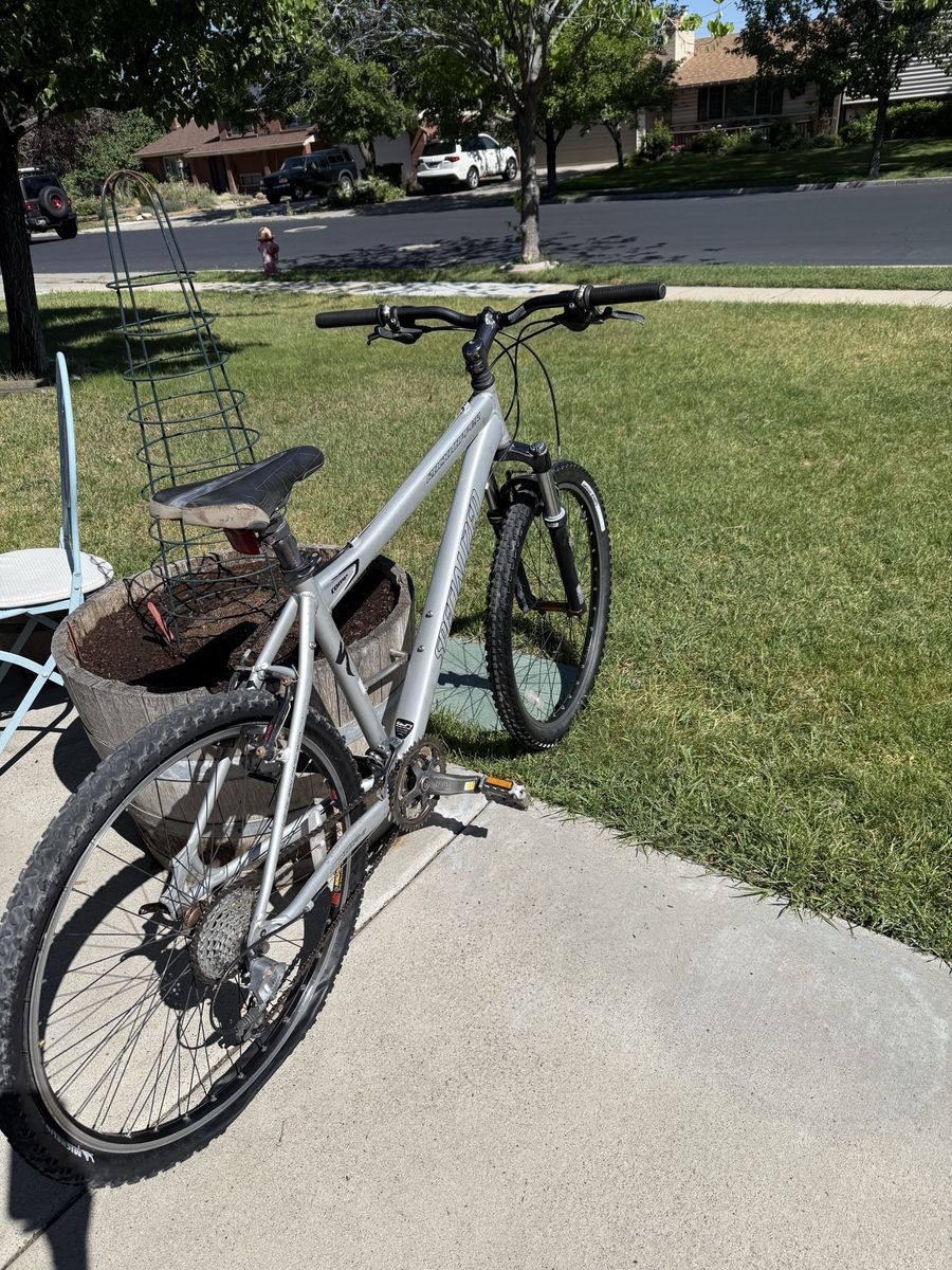 Specialized Rockhopper Comp Mountain Bike