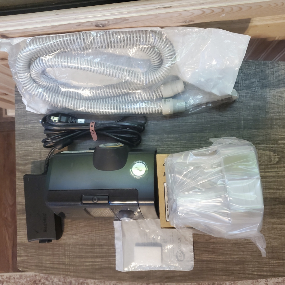 ResMed Airsense 10 CPAP With New accessories