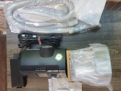 ResMed Airsense 10 CPAP With New accessories