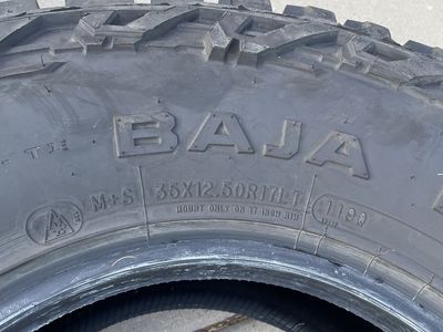 Mickey Thompson Baja Boss a/t 35x12.50r17