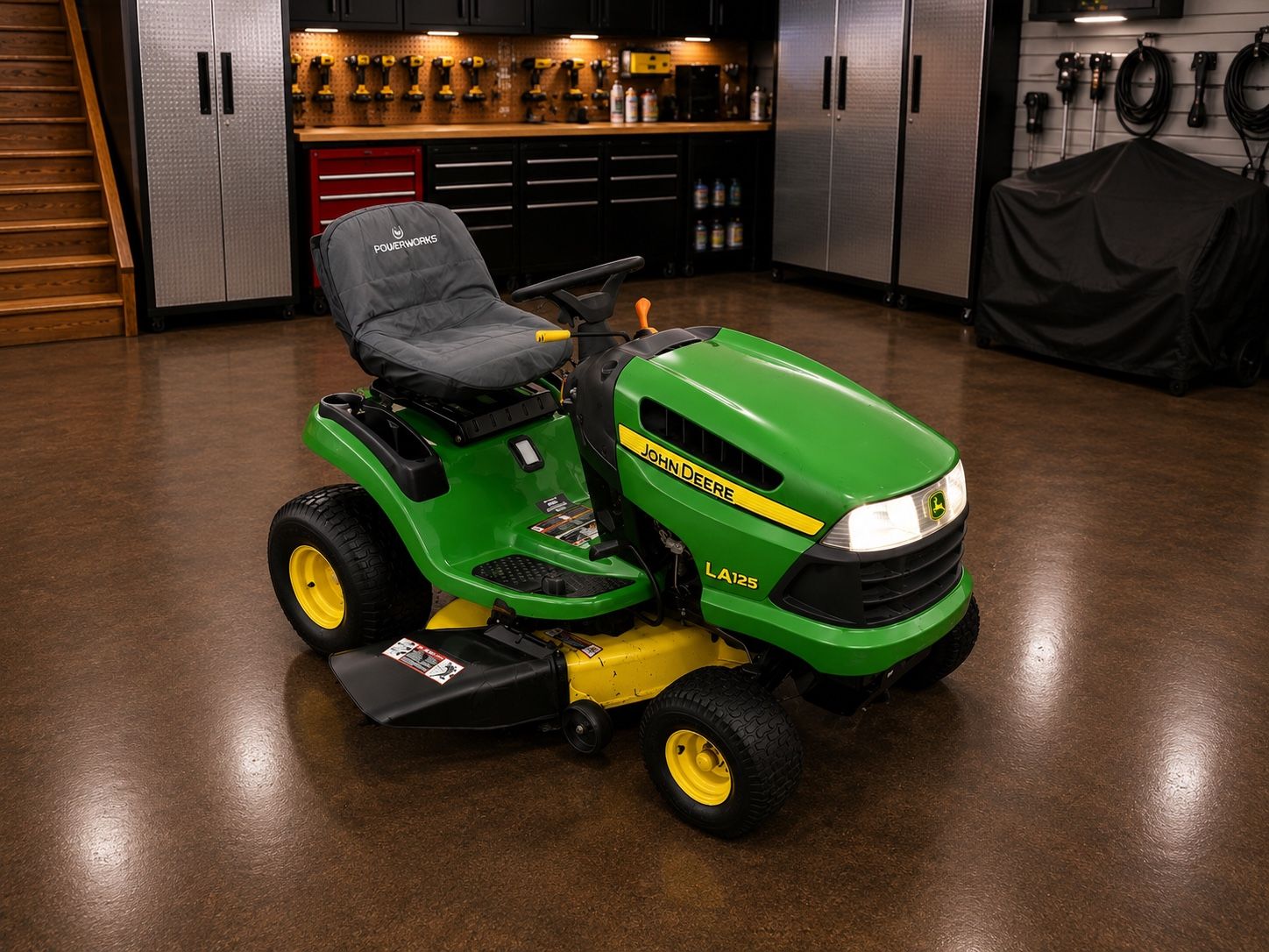 John Deere LA125