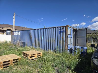 40’ High Cube Container – Option to Purchase Loaded w/ Pallet Inventory