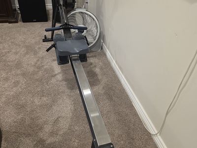 Concept2 RowErg (Tall Legs) - Elevated 20" Seat - ONLY 200k Meters!