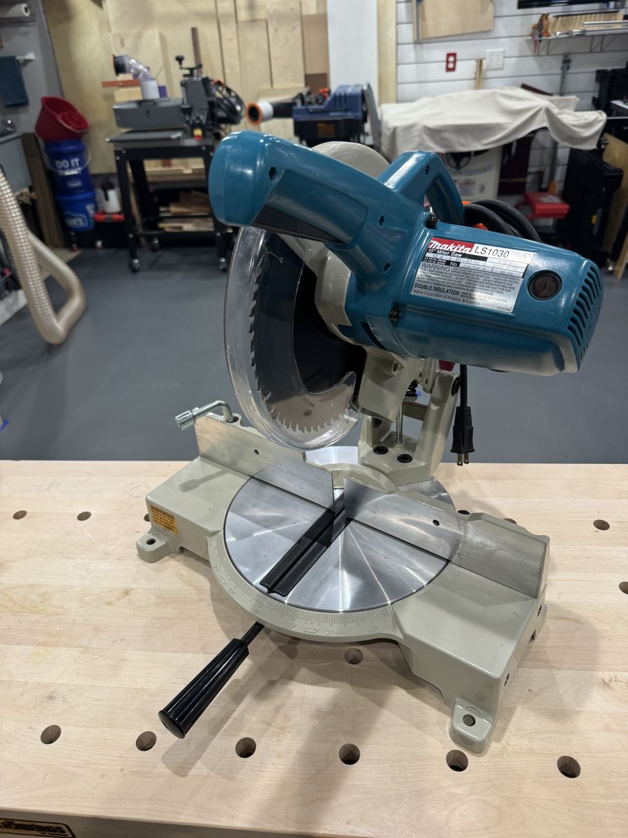 Makita LS1030 10" Miter Saw — Reconditioned, Like New