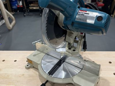 Makita LS1030 10" Miter Saw — Reconditioned, Like New