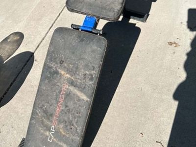 Free Weight Bench no weights