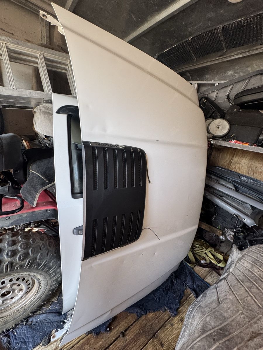 HOOD CHEVROLET SILVERADO OR GMC SIERRA 2007-2013