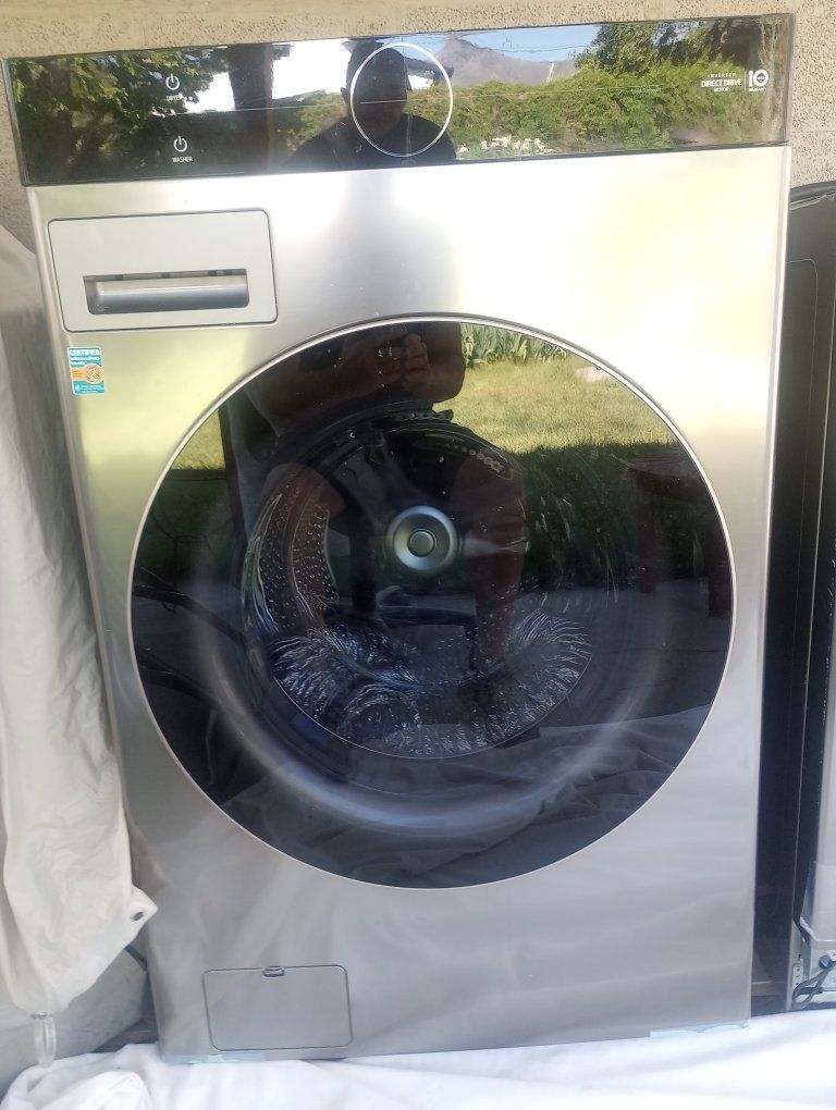 LG 27" Washer/Dryer Combo, ThinQ, Stackable Front Load, Dark tint Stainless Steel