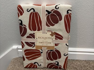 RICH HOME 52" x 70" 100% Cotton Pumpkin Print Tablecloth