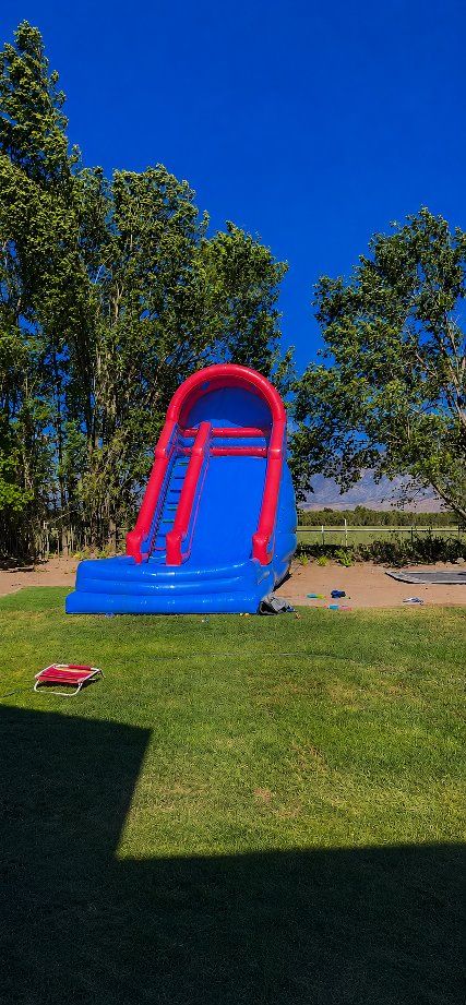 25' Inflatable Water Slide