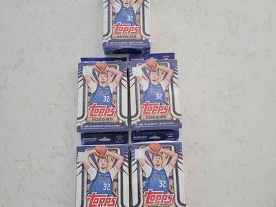 NEW- NBA Topps 2025/2026 Hanger Box