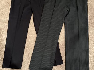 Mens Dress Pants Slacks Size 34" X 32" Like New
