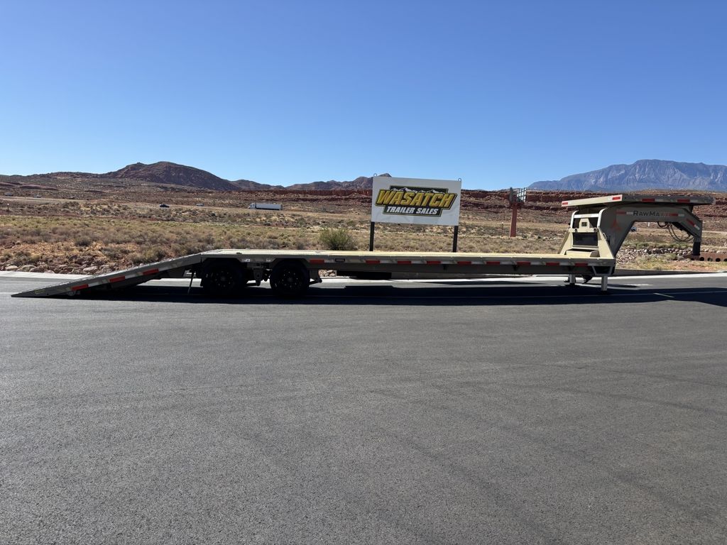 2026 RawMaxx 38'X102'' HTX Dual Deck on Neck Goose