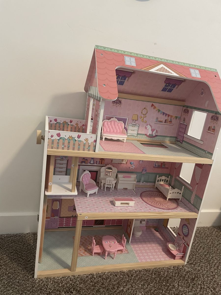Doll house