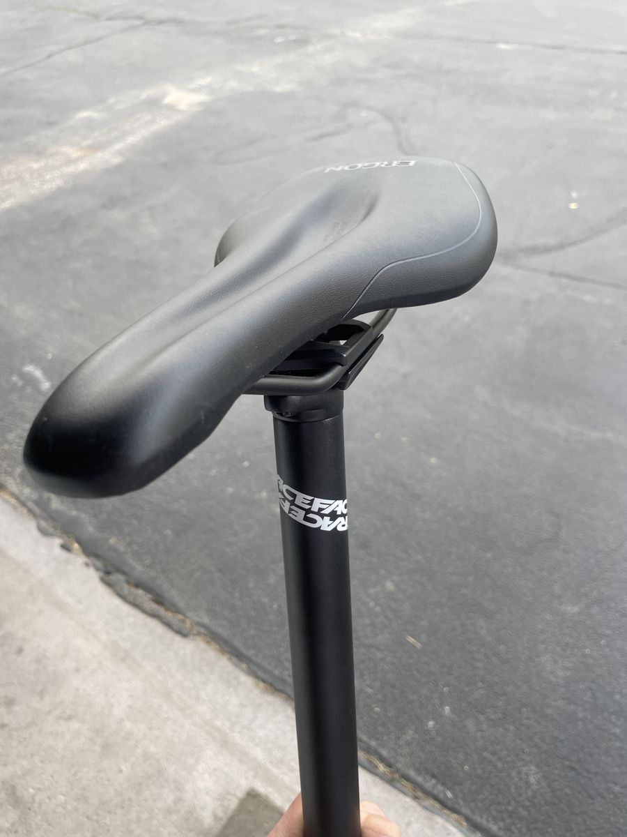 Ergon SR 10 Sport Seat and Seatpost