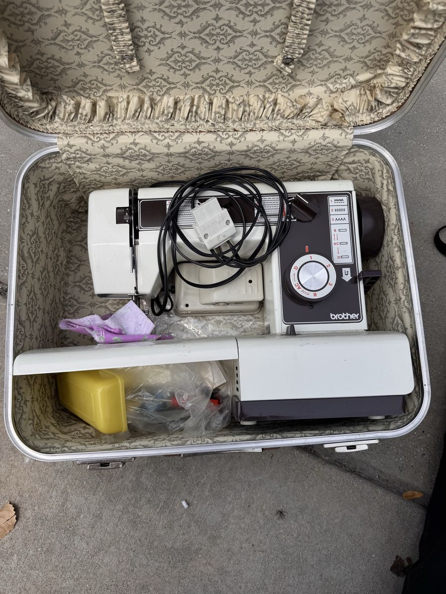 Vintage Brother Electric Sewing Machine with Carrying Case and Accessories