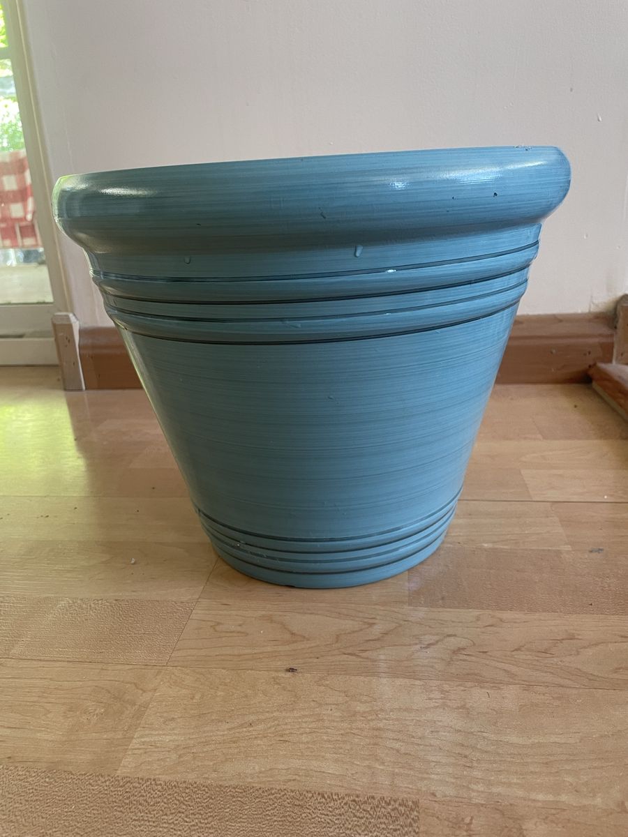 Main image 2