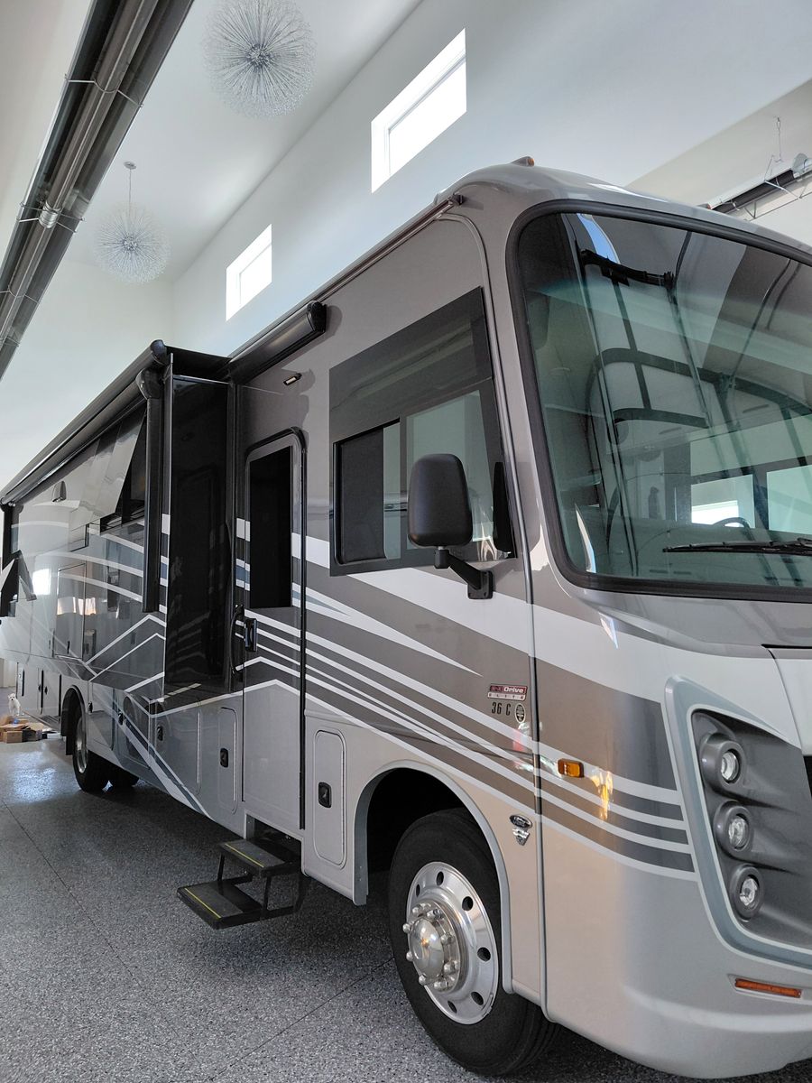 2026 Entegra Coach Vision XL36C
