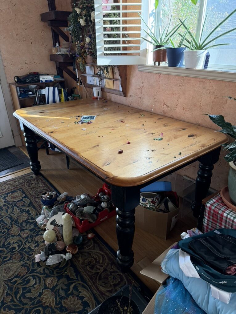 Dinning Room Table Set And Chairs