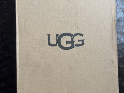 NIB Women's UGG W Tasman Clogs Size 7 Tan/Sandshell