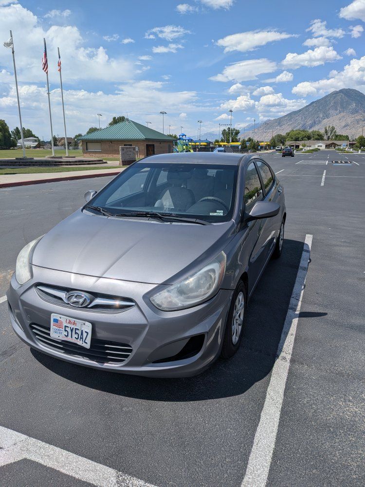 2014 Hyundai Accent 