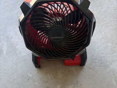 Milwaukee M18 Jobsite Fan