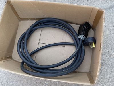 Heavy duty 230 volt extension cord 20 ft. 8/3 cord.