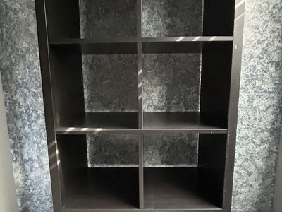 Standing shelving or entertainment