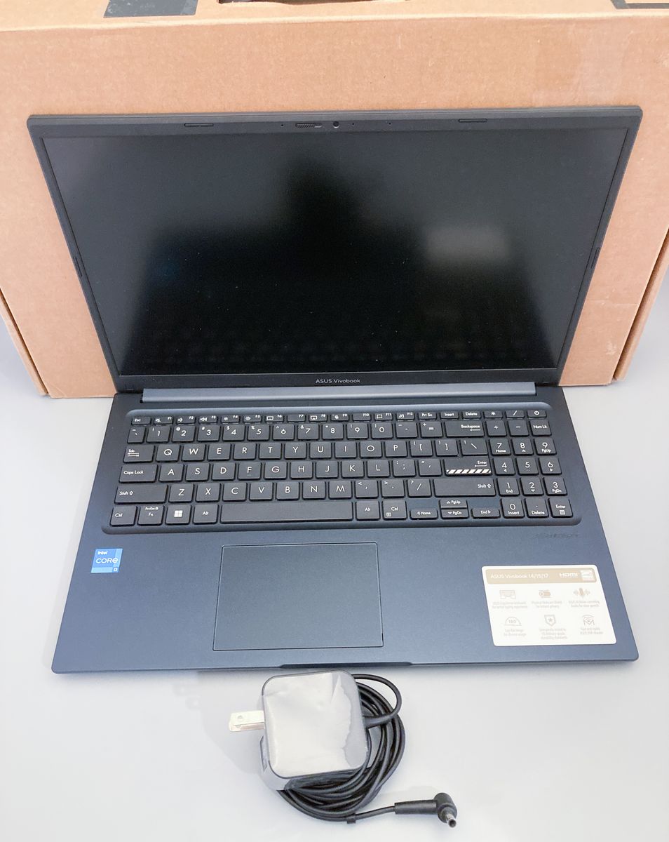 ASUS Vivobook 15.6" Intel FHD i3-1215U 8GB 256GB SSD Windows 11 F1504ZA-SB34