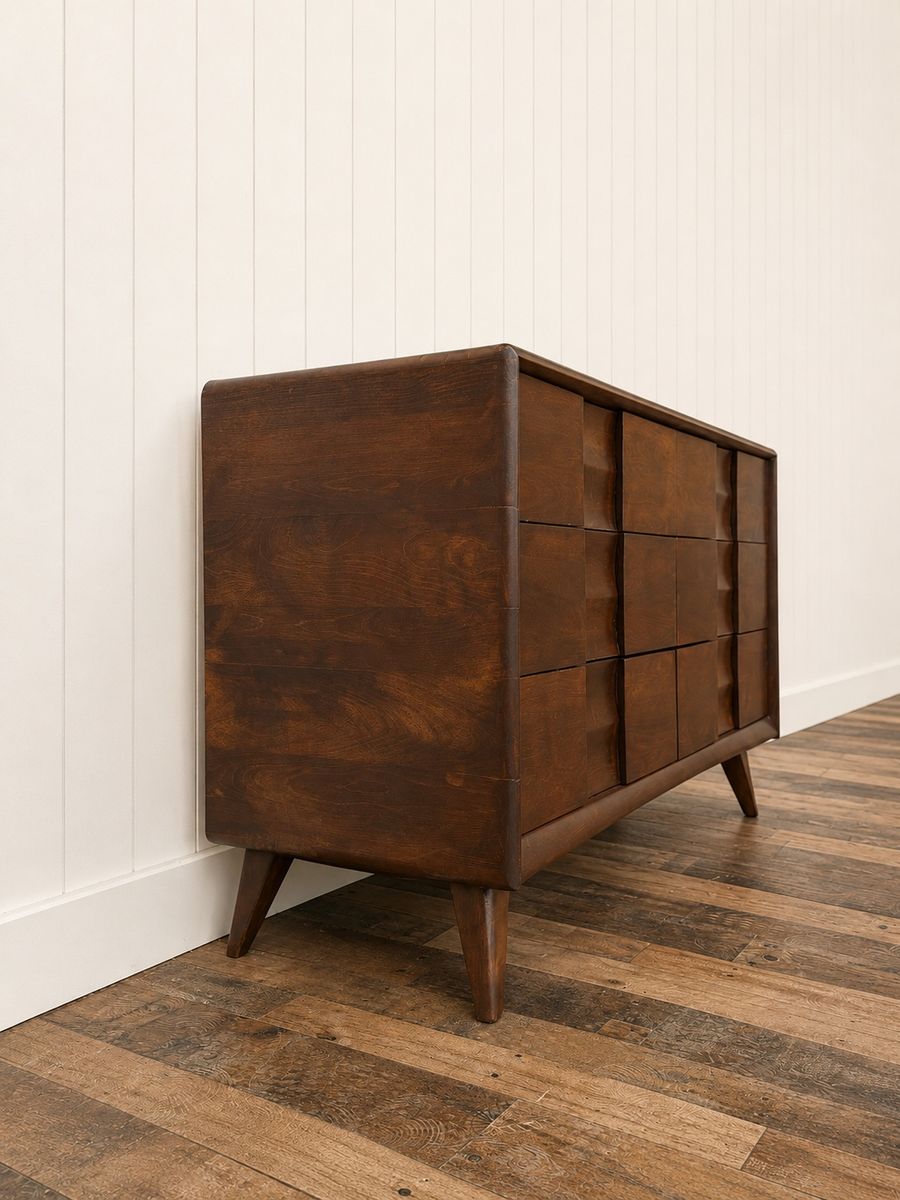 Main image 4