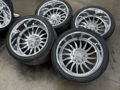 24x14 liberty forged lbty32 wheels/ 415/25/24 street tires 8x6.5