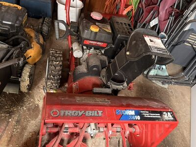 Snow Blower Troy Built 24 Inch