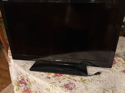 Sony Bravia 32" Model 32BX330