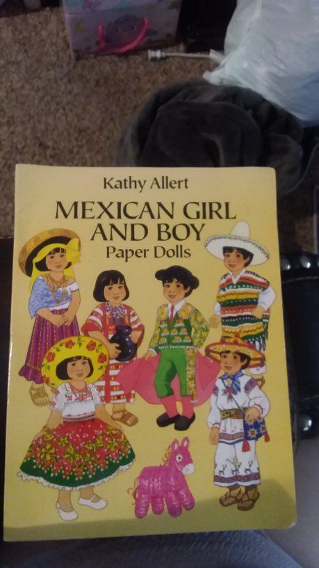 MEXICAN PAPER DOLLS....BOY AND GIRL...32 OUTFITS PLUS ACCESSORIES