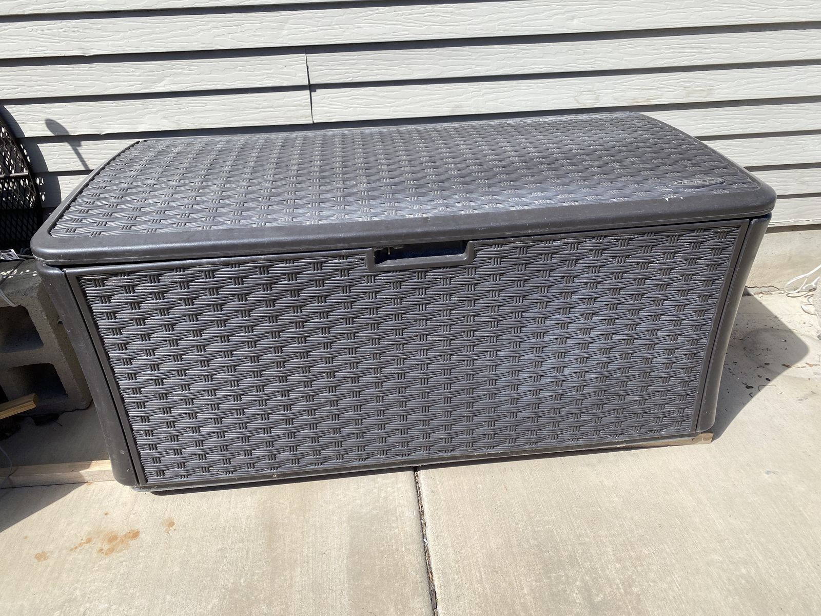 Large Outdoor Patio / Deck Storage Box  By Suncast