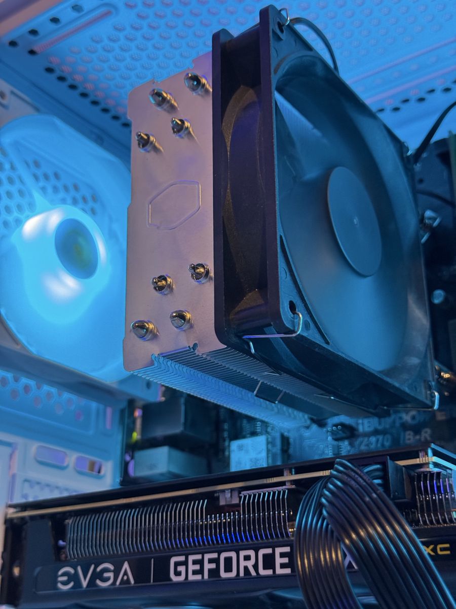Main image 3