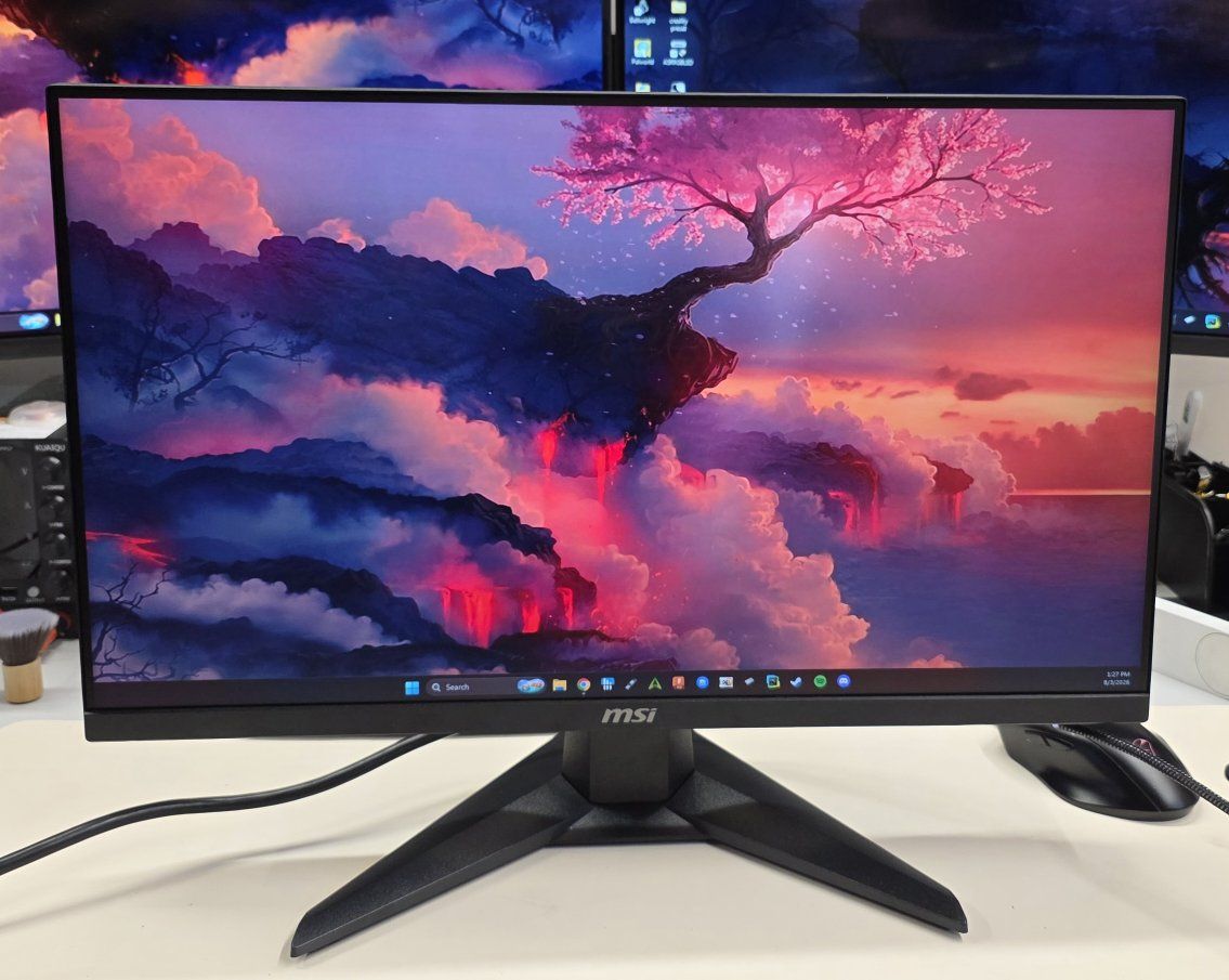 MSI MAG 242F 24-inch Full HD Gaming Monitor - Open Box / Like New