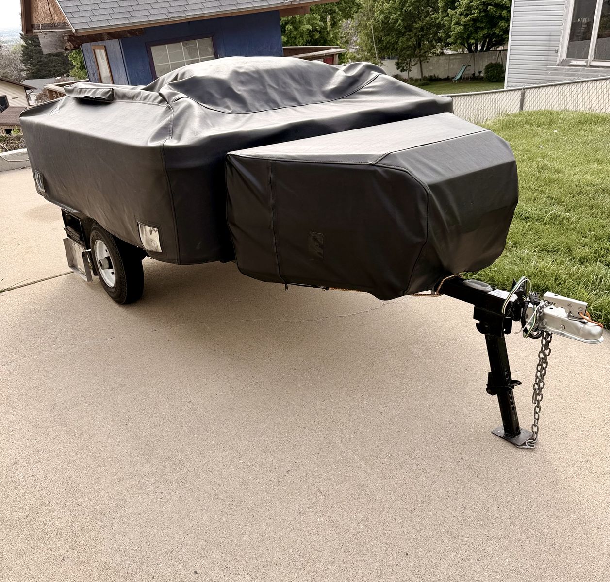 2017 Lees-ure Lite, Excel Tent Trailer