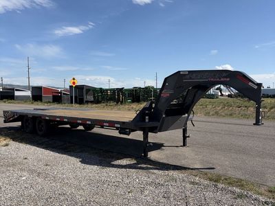 New 25k GVWR 26’ Gooseneck Flat Bed Tandem Super Singles