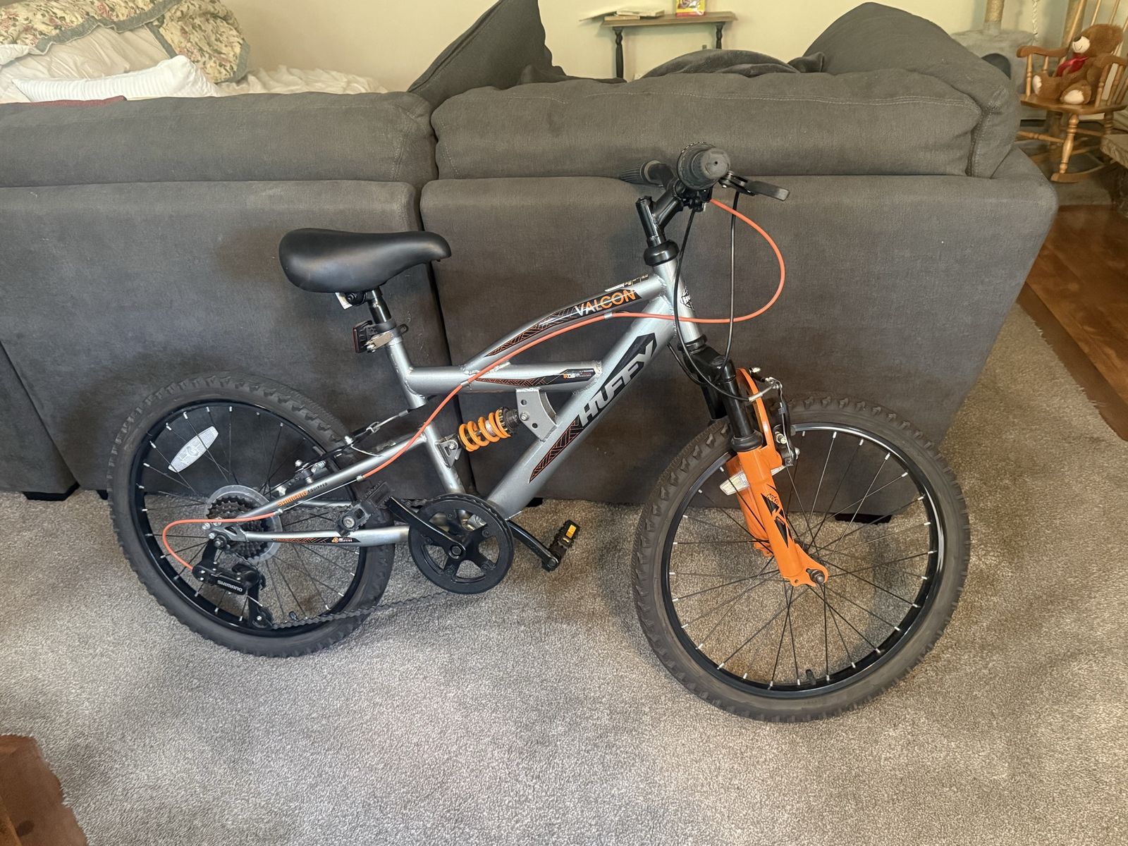 Very nice Huffy Valcon 20” Mt. bike, like new.