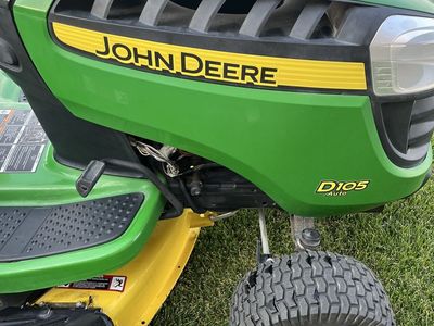 John Deere D105 Auto 17.5HP Riding Lawn Mower