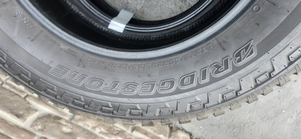 LT 275/65R20 BRIDGESTONE DUELER A/T