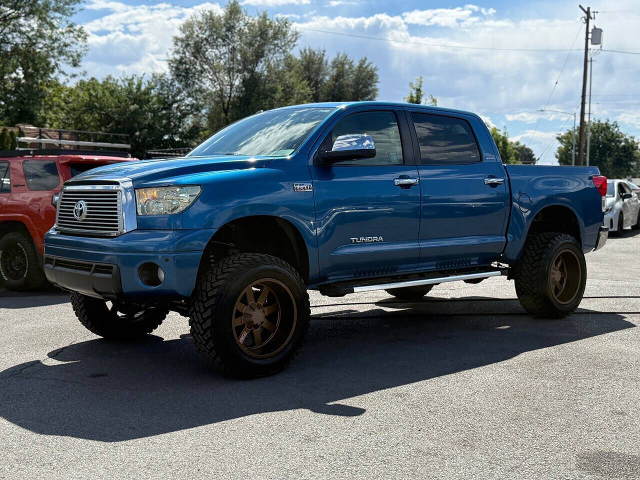 2010 TOYOTA TUNDRA Limited