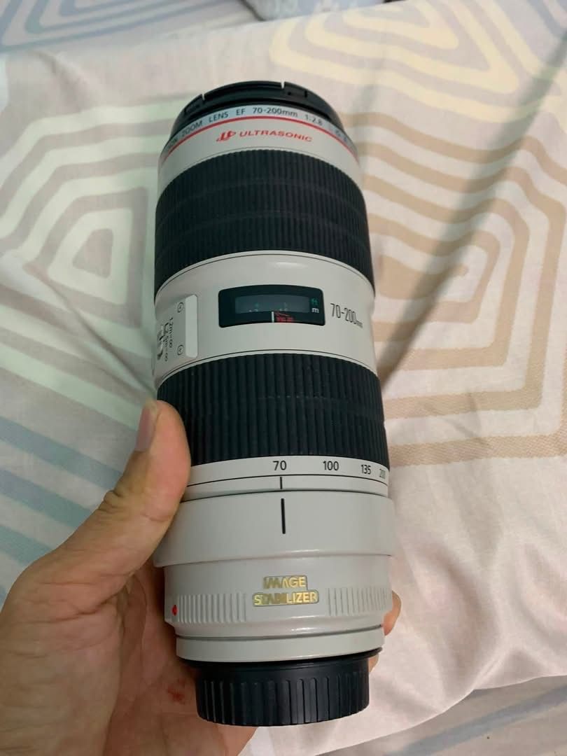 Canon R, adapter , 70/200mm 2.8 ii