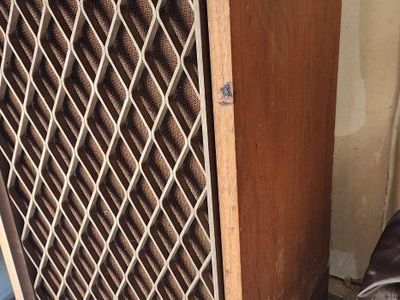 Vintage S.N.E. Wooden Cabinet Speakers - Classic Audio Aesthetic